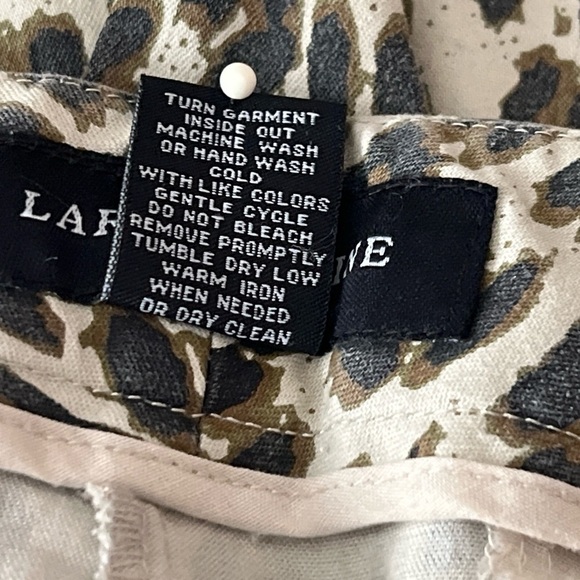 Larry Levine Brown and Black Capris with Relaxed Fit - Picture 3 of 5